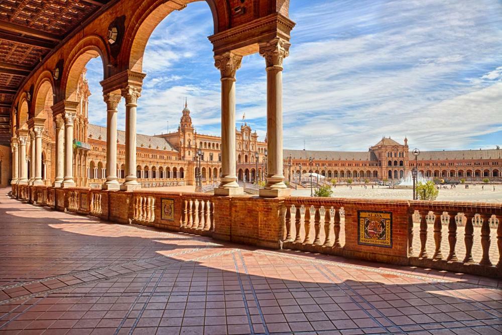 Las Cruzadas Melia-Plaza De Espana Seville Ngoại thất bức ảnh
